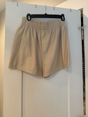 ILLA ILLA Women's High-Waist Elastic Beige Shorts